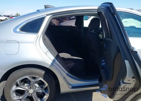 2019 Chevrolet Malibu Rs from USA, damaged, VIN 1G1ZG5ST0KF202076